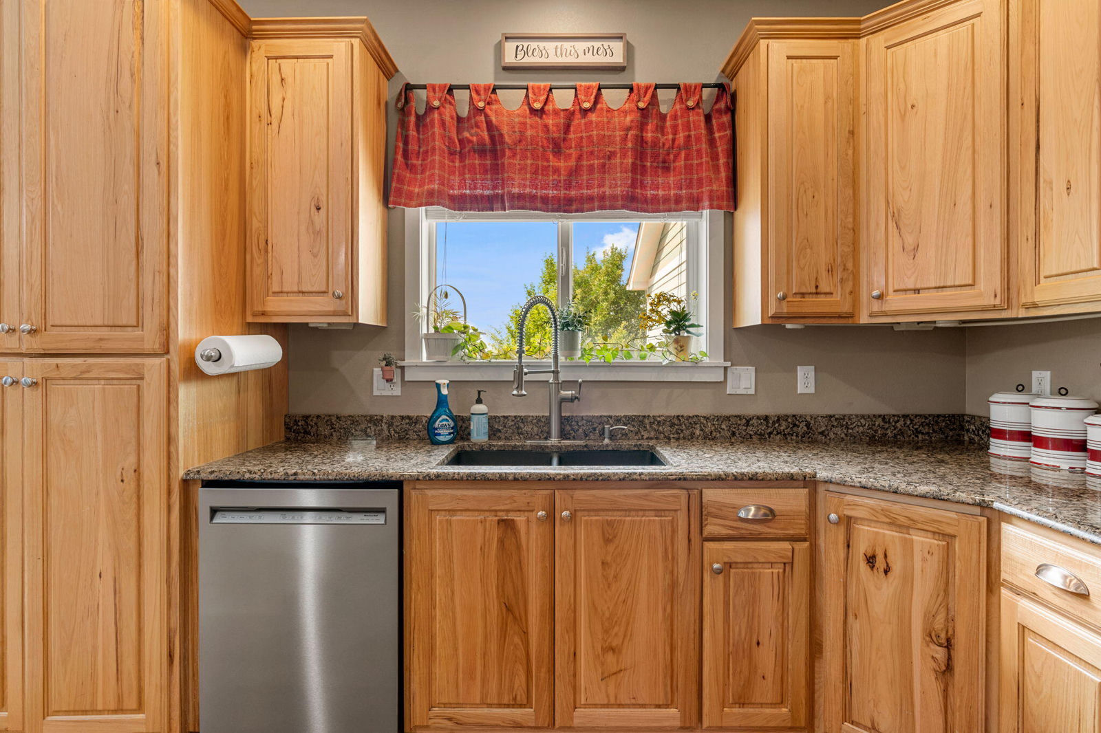 5205 N Juniper Ridge RD, Enoch, photo 11 of 67