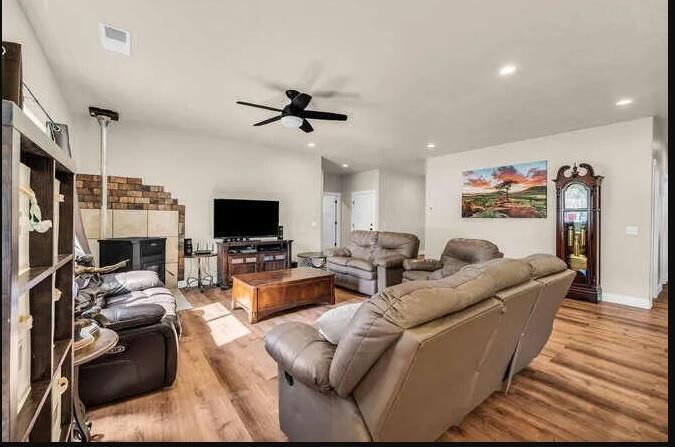 358 E Main ST, Pine Valley, photo 4 of 32