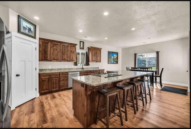 358 E Main ST, Pine Valley, photo 5 of 32