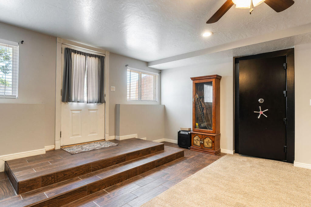 628 S 700 W, Hurricane, photo 19 of 57
