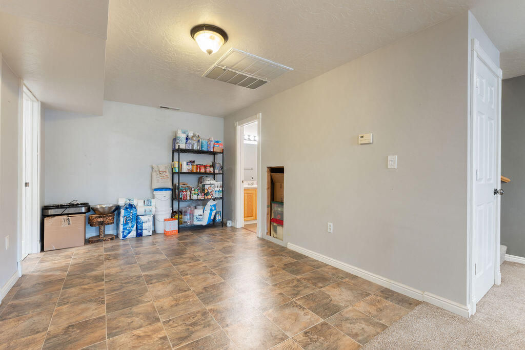 628 S 700 W, Hurricane, photo 31 of 57