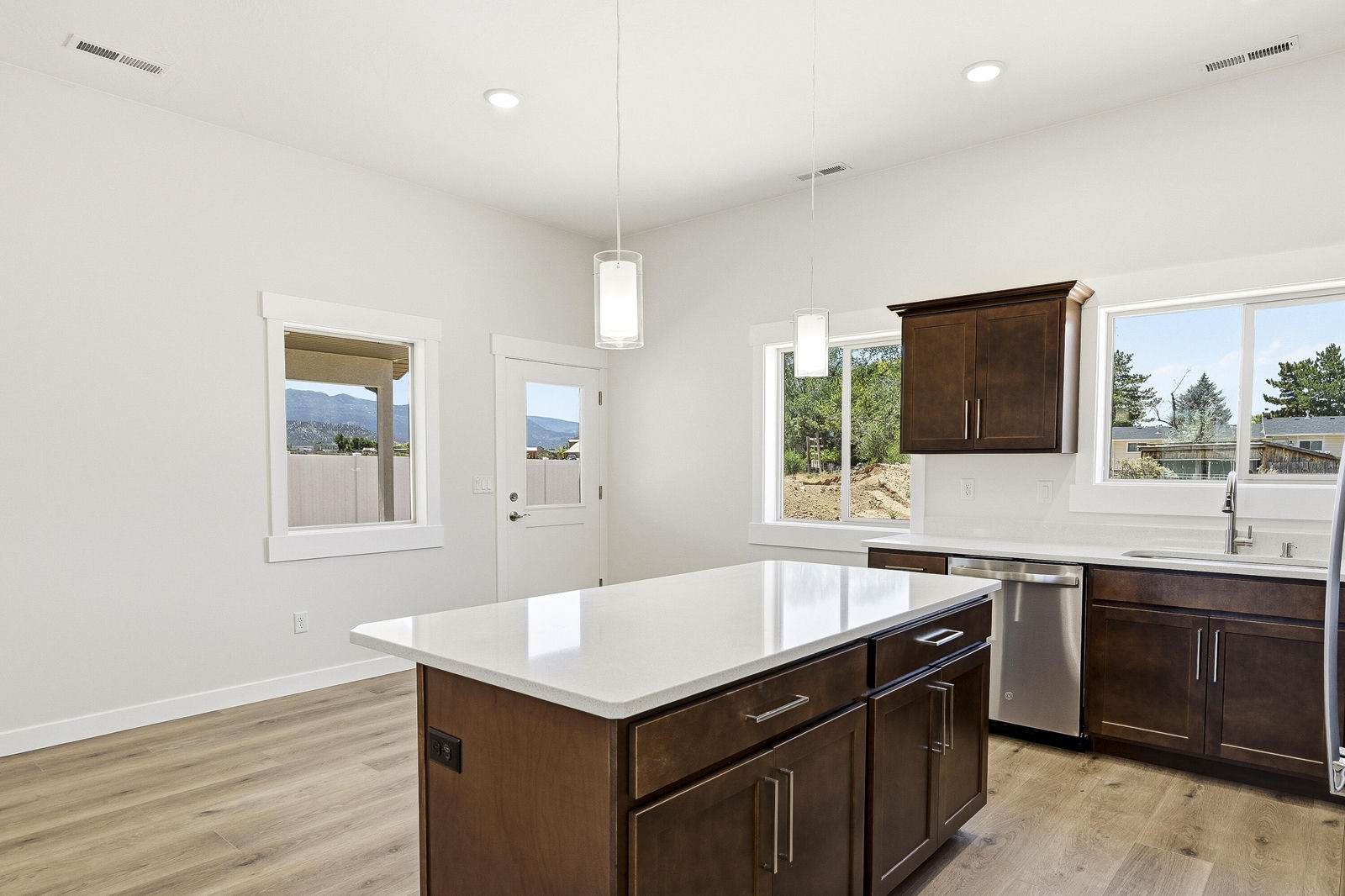 3887 N Hawks Landing LP W, Enoch, photo 17 of 51