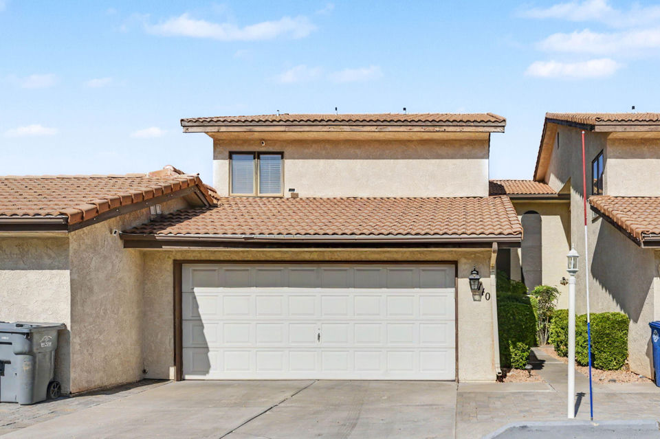 10 N VALLEY VIEW DR, 110, St George