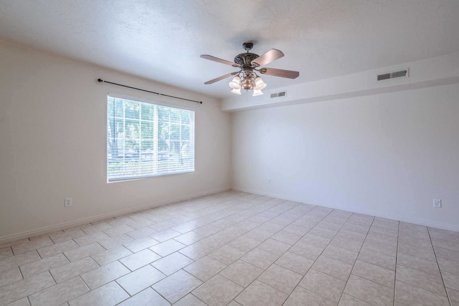 1735 W 540 N, 1805, St George, photo 12 of 68