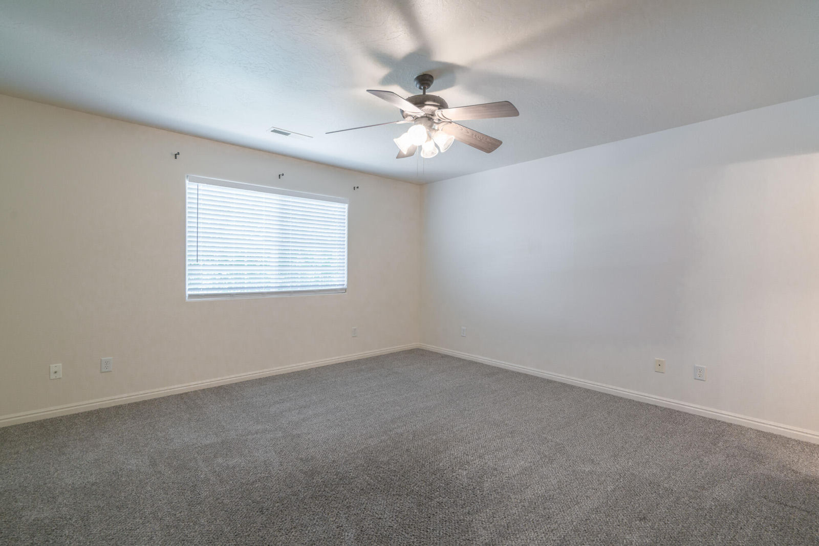 1735 W 540 N, 1805, St George, photo 42 of 68