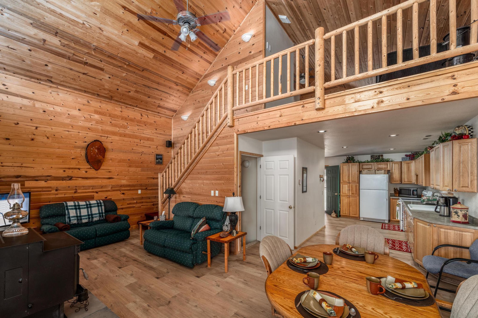 1725 E Bear Country RD, Duck Creek Village, photo 4 of 29
