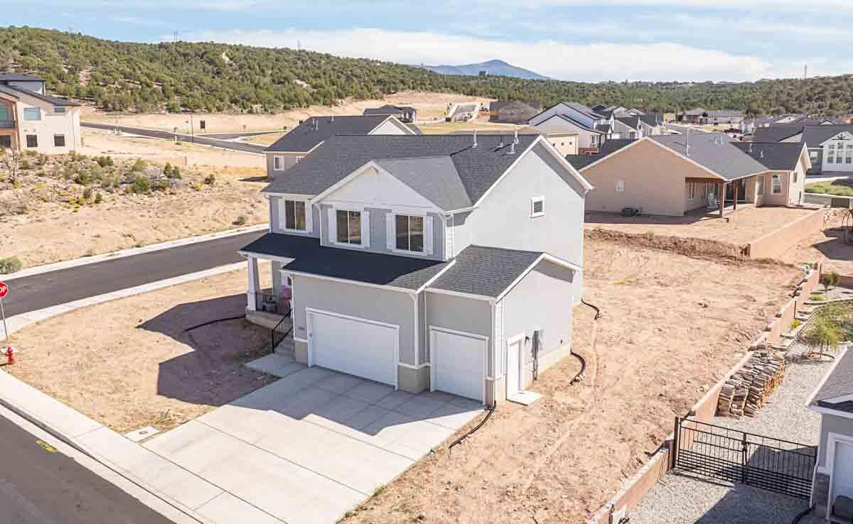 3589 W Benson Way, Cedar City, photo 5 of 40