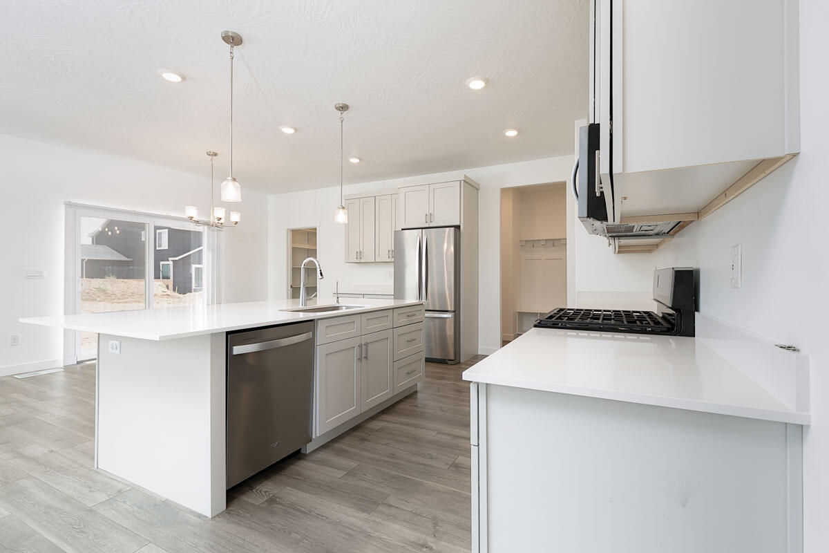 3589 W Benson Way, Cedar City, photo 11 of 40