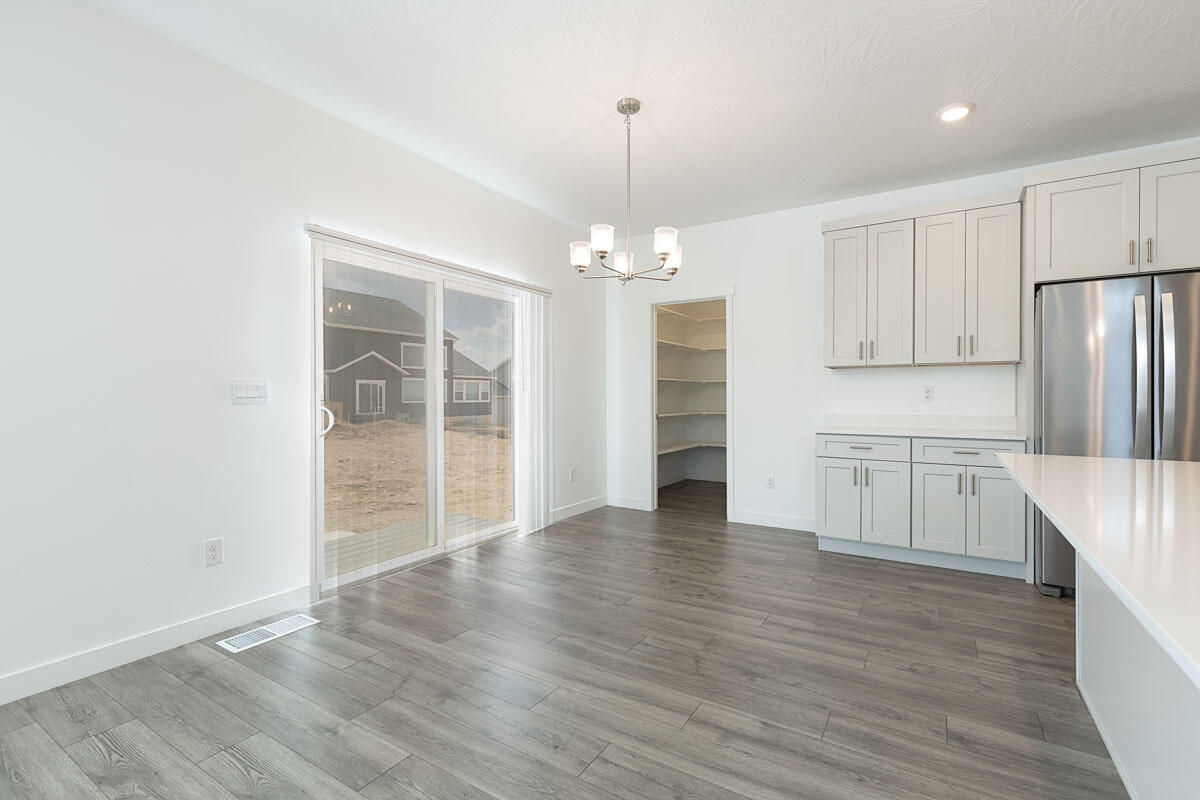 3589 W Benson Way, Cedar City, photo 15 of 40