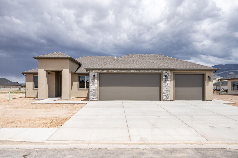 5092 Matheson Way, Enoch