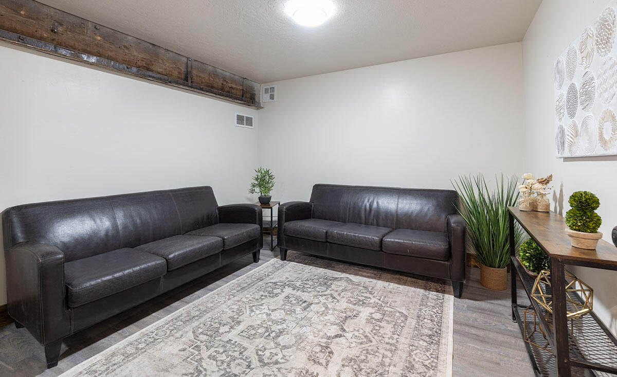 33 N Main ST, Cedar City, photo 16 of 47