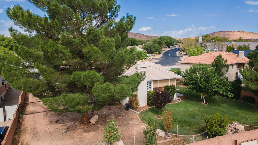 3415 Mulberry DR, St George, photo 8 of 41
