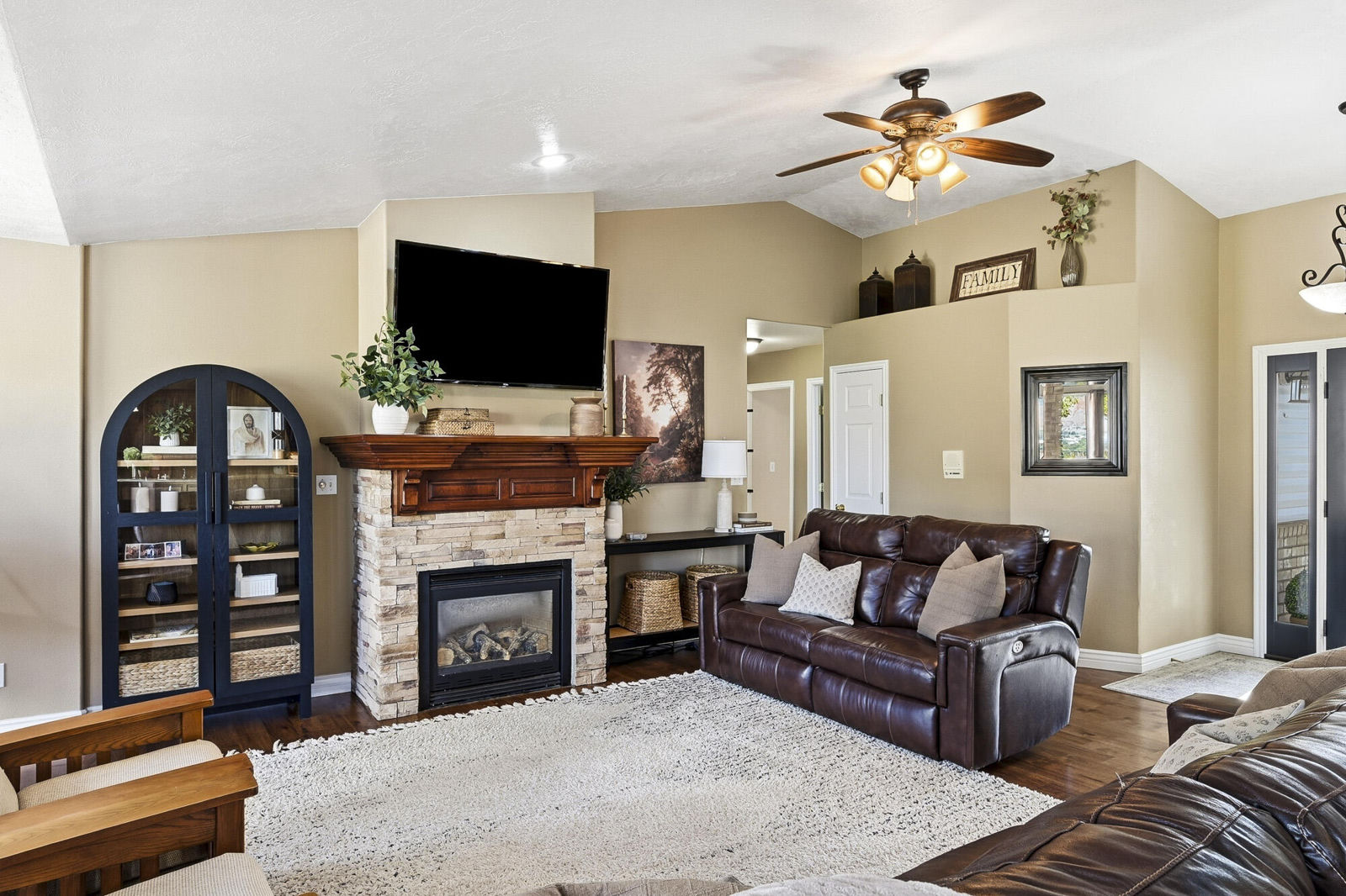53 S 2050 W, Cedar City, photo 7 of 74