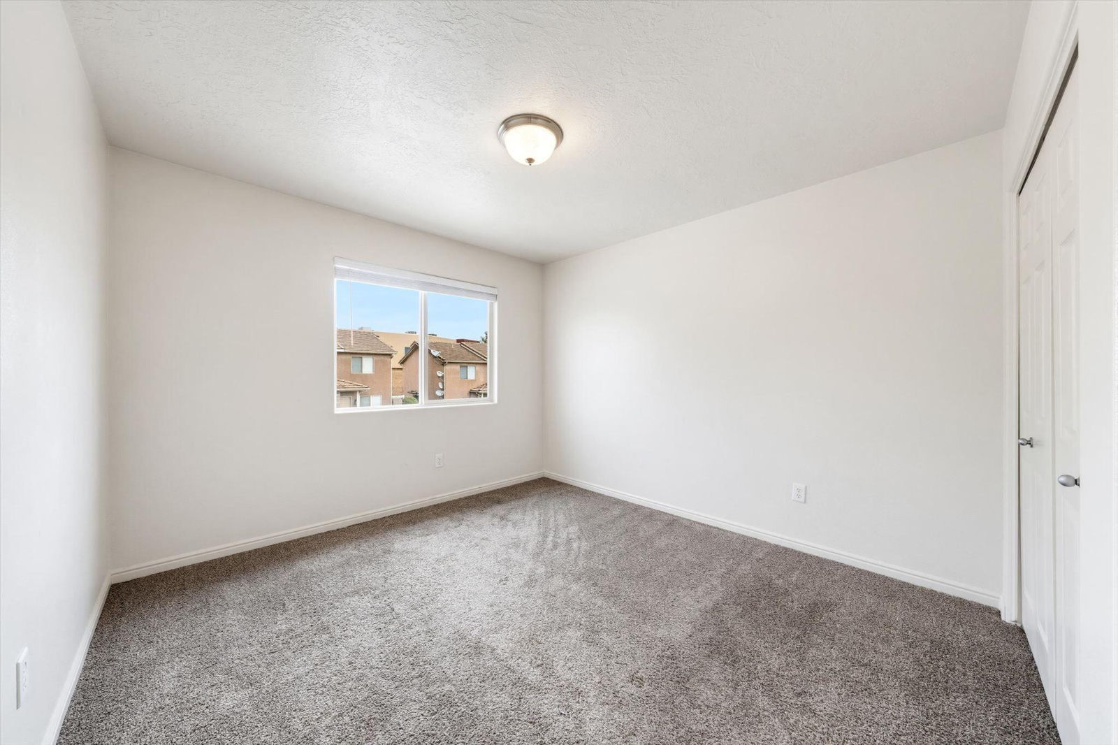 790 N 2720 E, #34, St George, photo 29 of 40