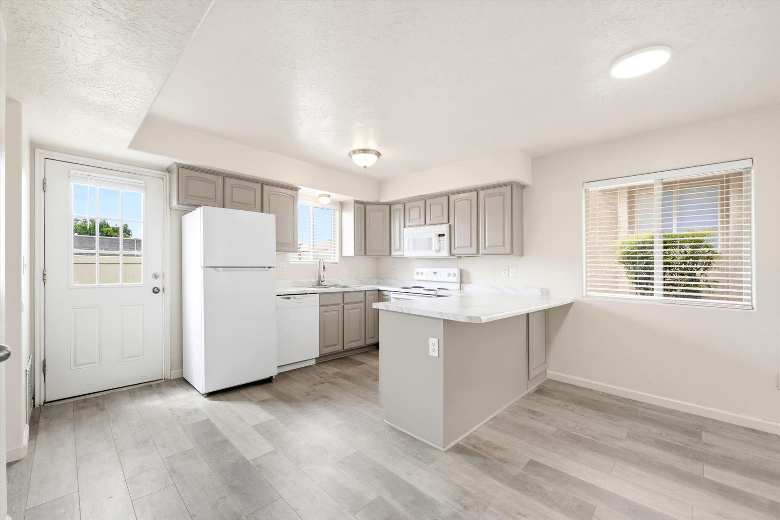 790 N 2720 E, #34, St George, photo 12 of 40