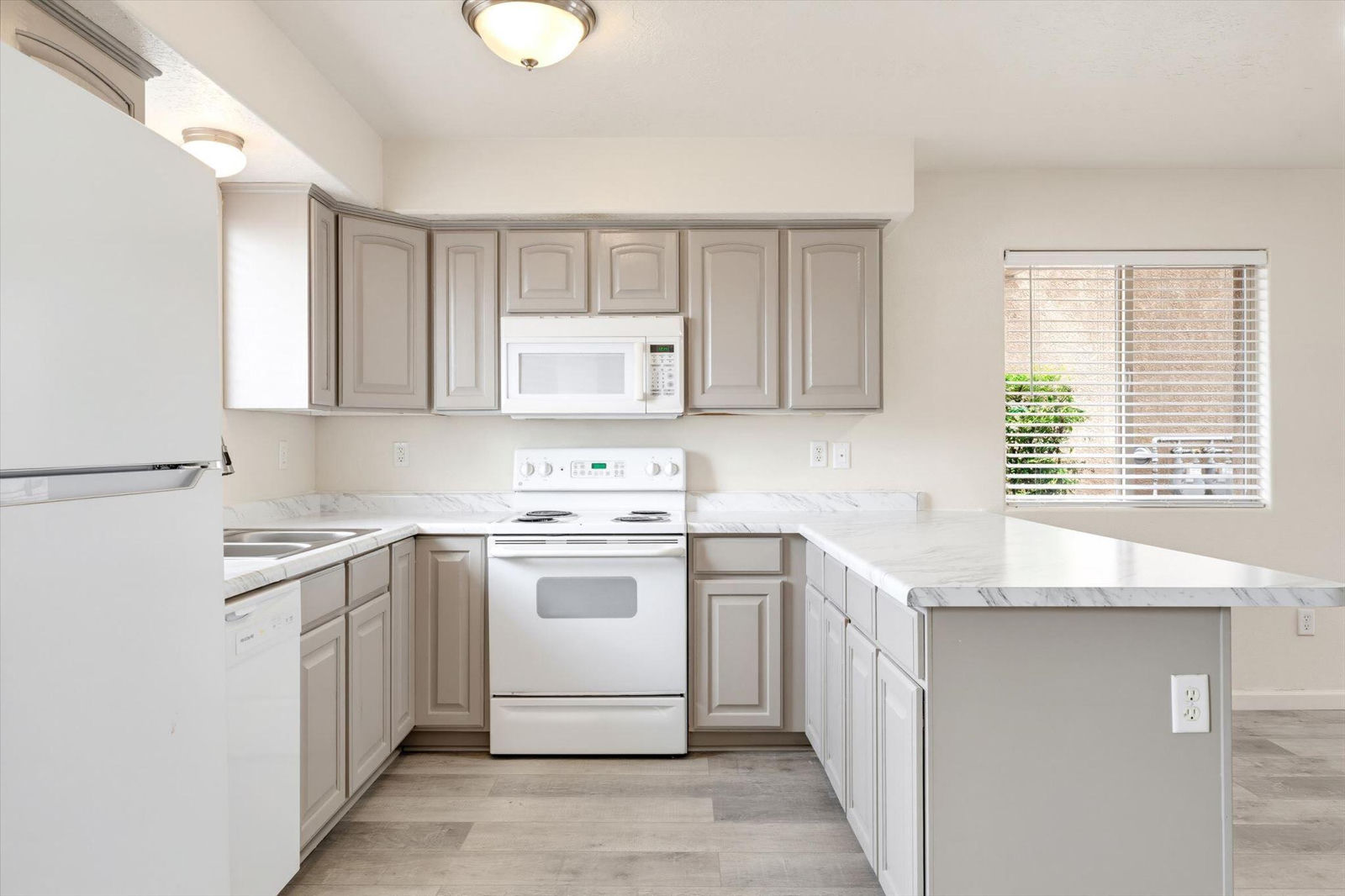 790 N 2720 E, #34, St George, photo 13 of 40