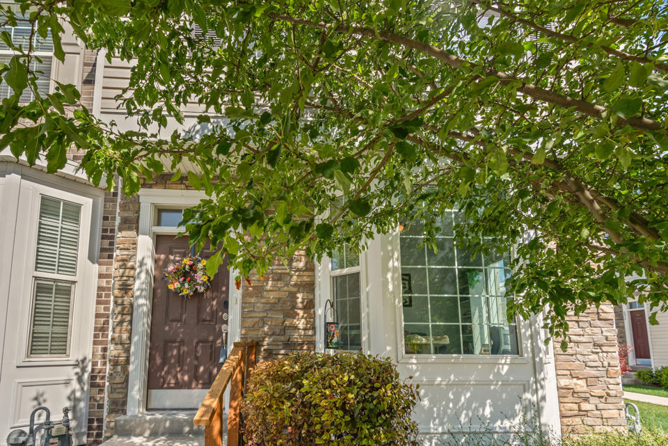 704 N 220 E, Salem, photo 2