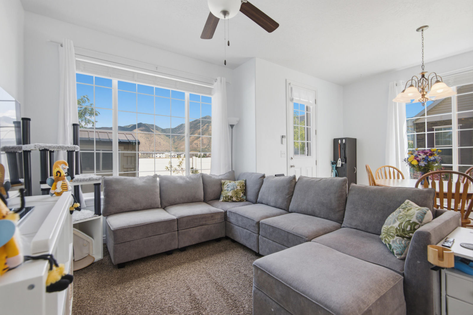 704 N 220 E, Salem, photo 13 of 47