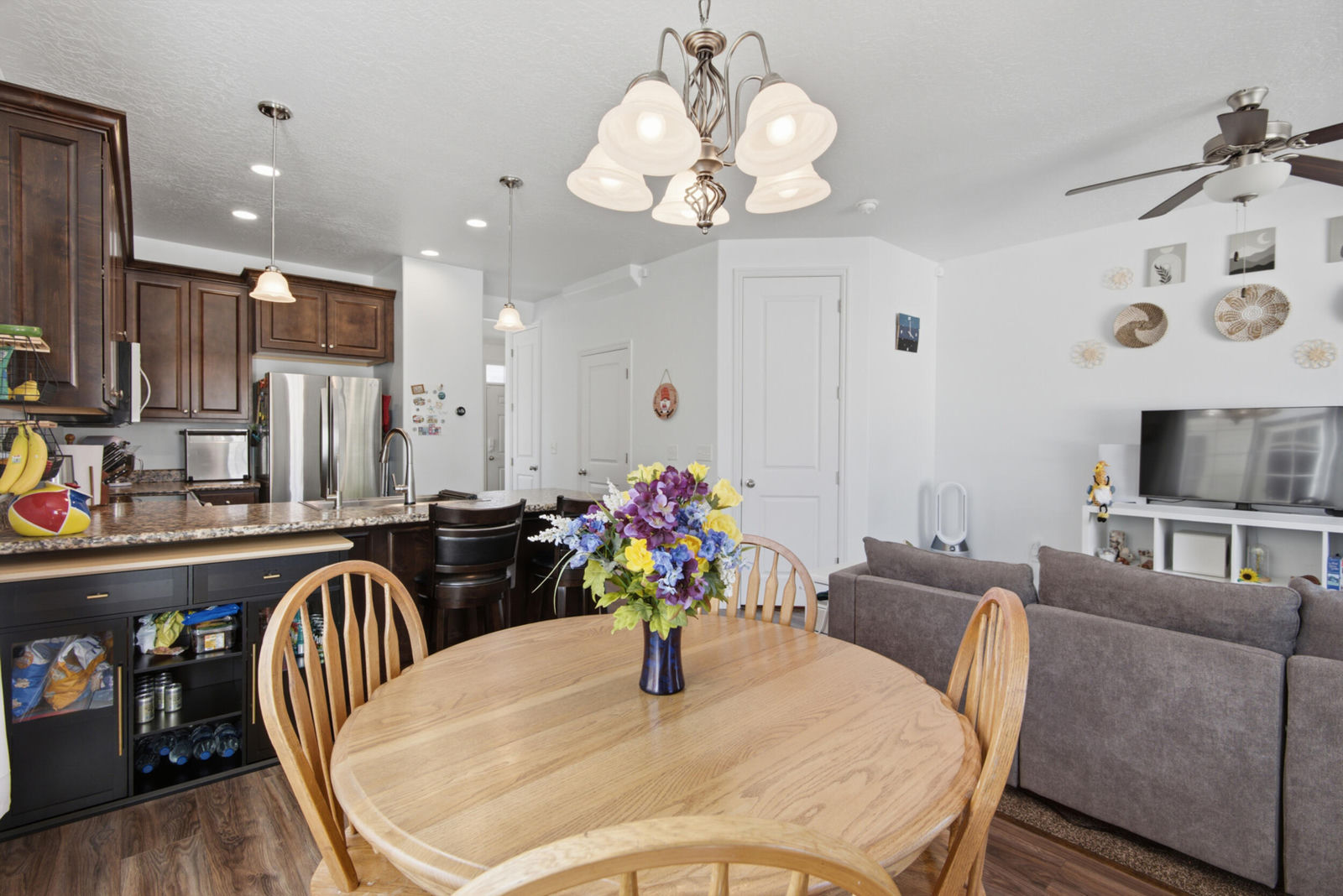 704 N 220 E, Salem, photo 17 of 47