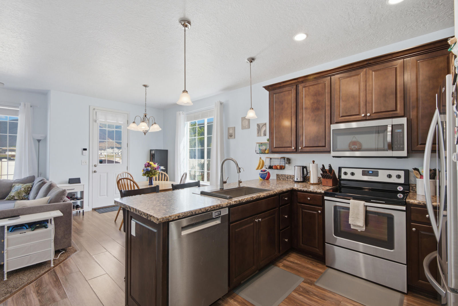 704 N 220 E, Salem, photo 20 of 47