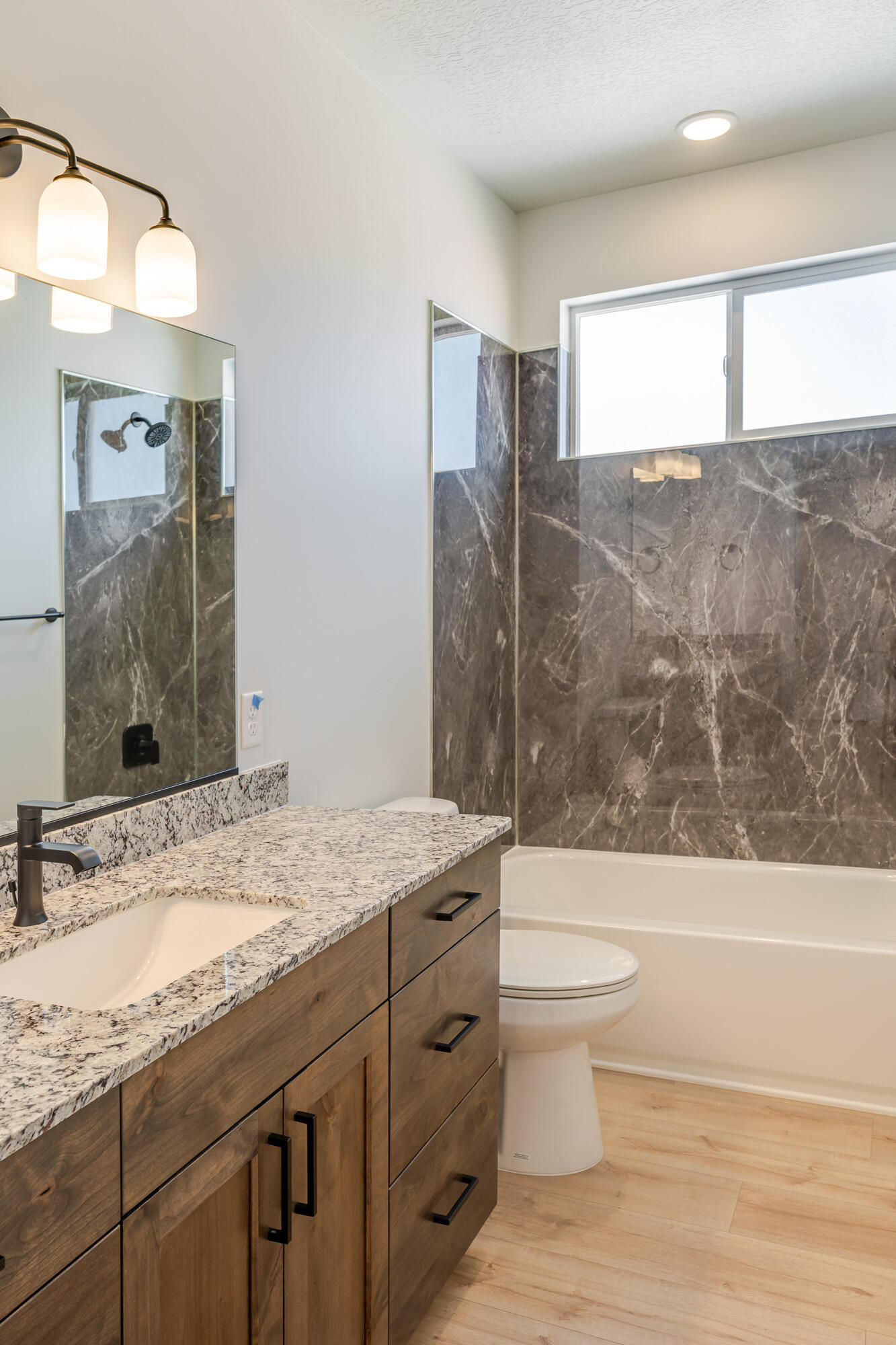 1837 N Sea Eagle, Cedar City, photo 9 of 33