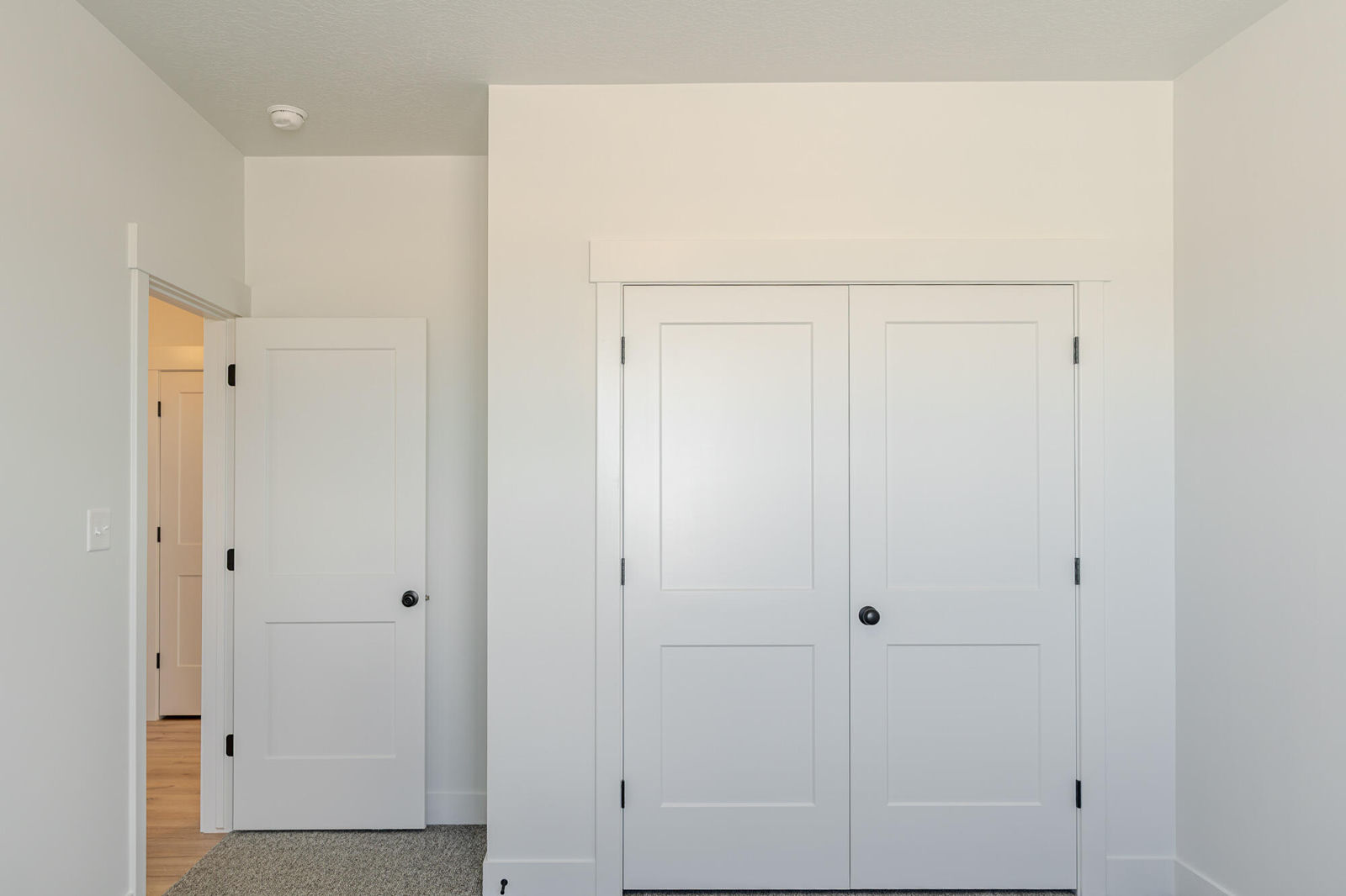 1837 N Sea Eagle, Cedar City, photo 11 of 33