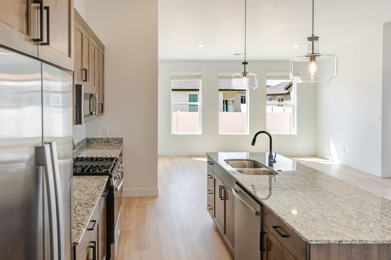 1837 N Sea Eagle, Cedar City, photo 18 of 33