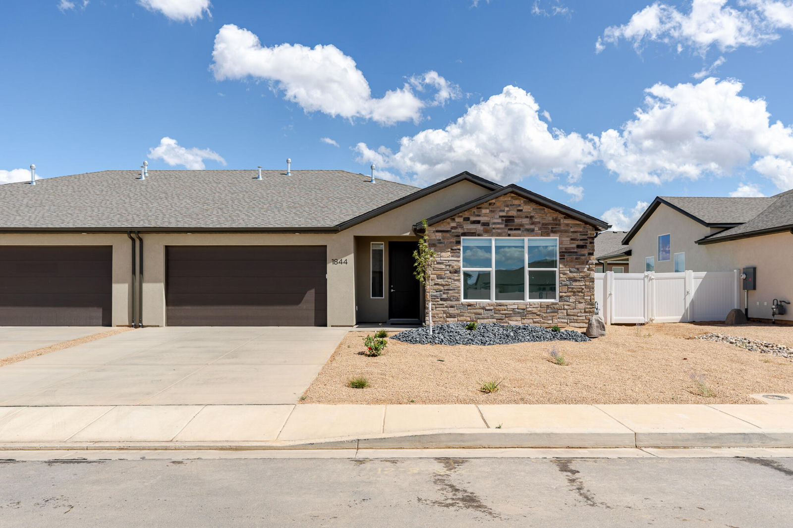 1844 N Bald Eagle, Cedar City, photo 4 of 33