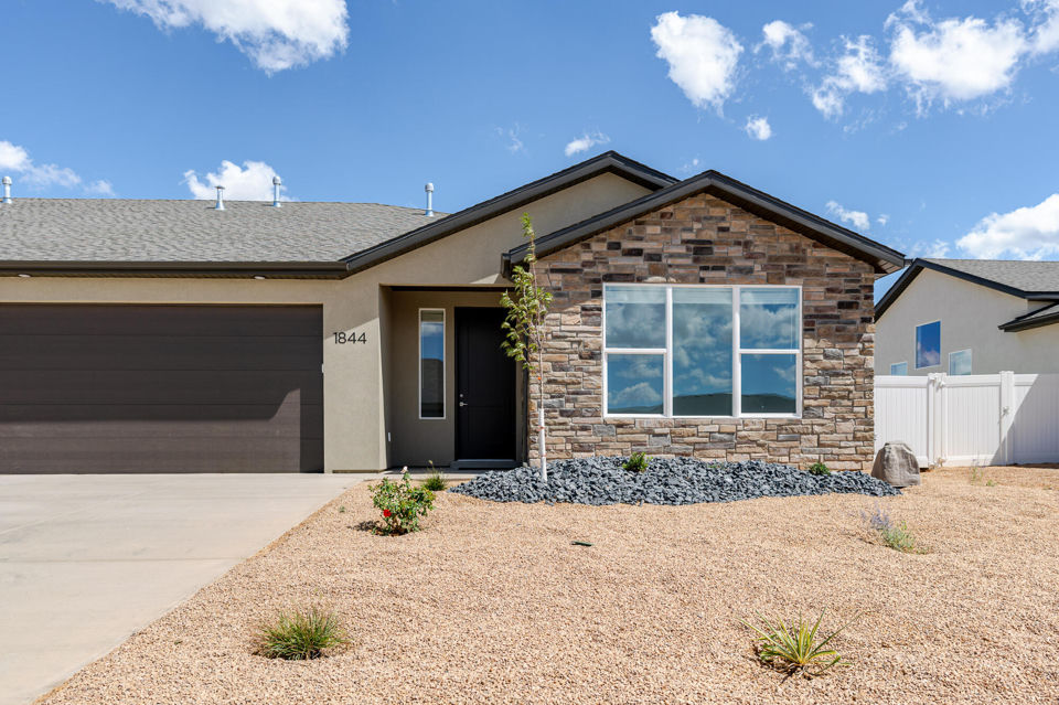 1844 N Bald Eagle, Cedar City, photo 2