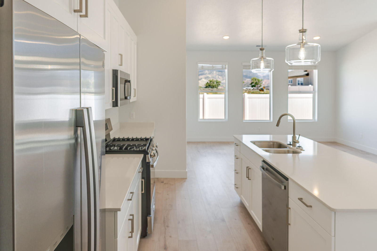 1844 N Bald Eagle, Cedar City, photo 18 of 33