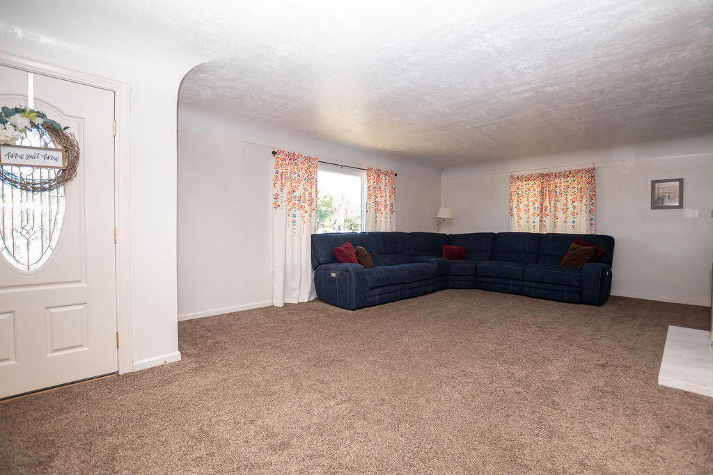 15 S 400 East ST, Beaver, photo 4 of 38