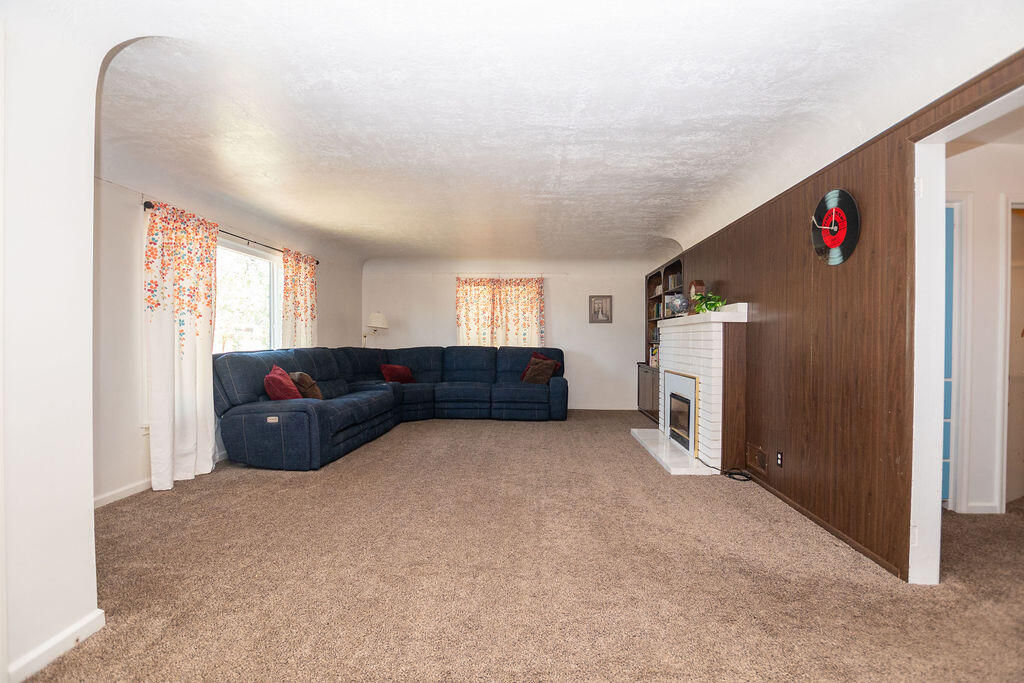 15 S 400 East ST, Beaver, photo 7 of 38