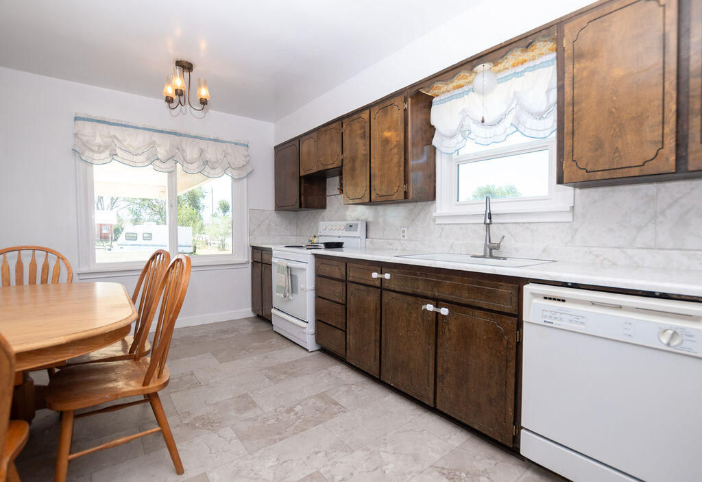 15 S 400 East ST, Beaver, photo 13 of 38