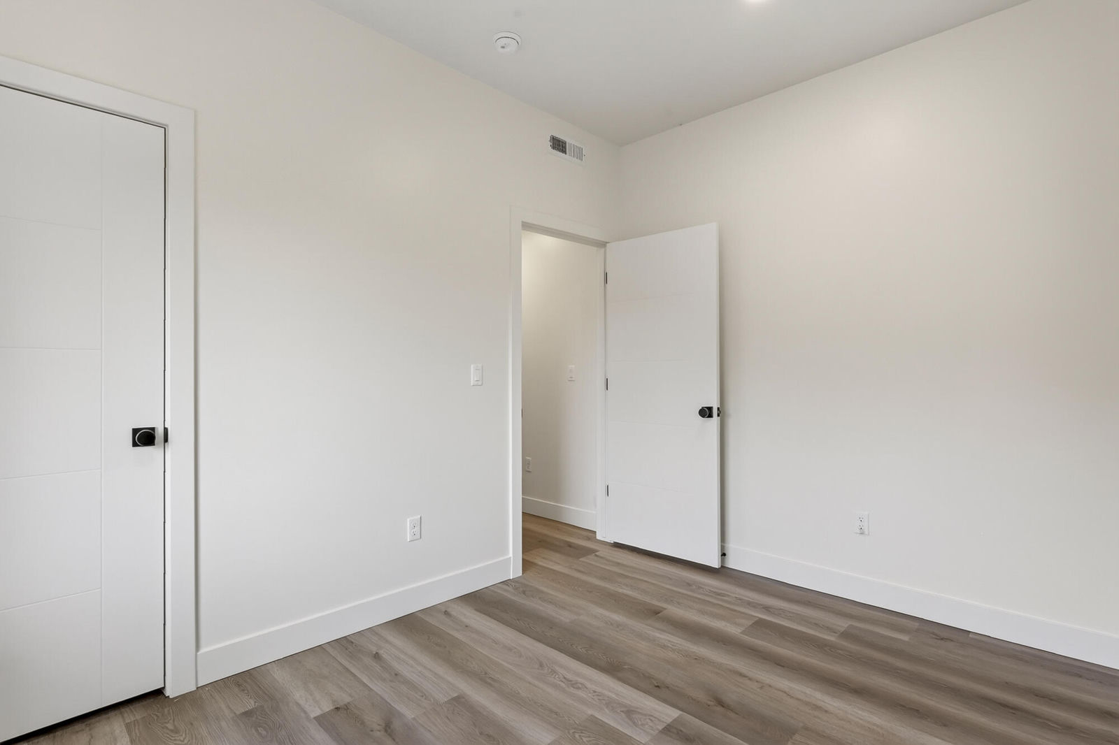 397 E 900 N, #3F, Cedar City, photo 7 of 50