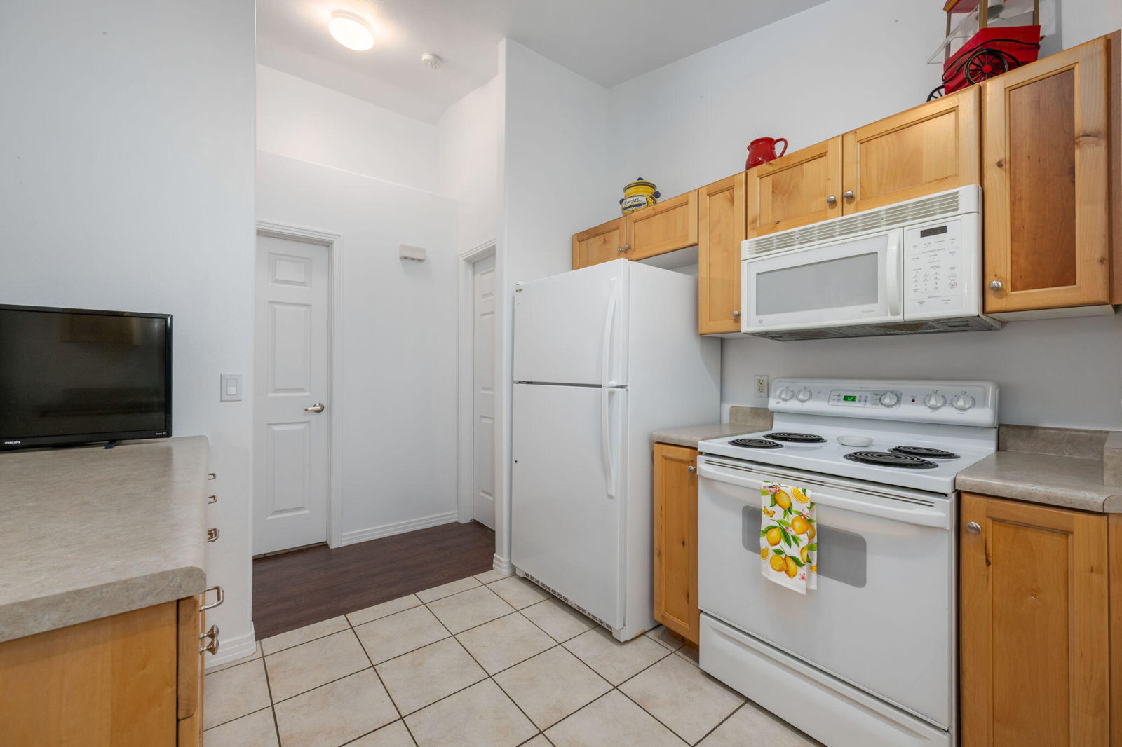 415 S Coyote Way, Ivins, photo 9 of 33