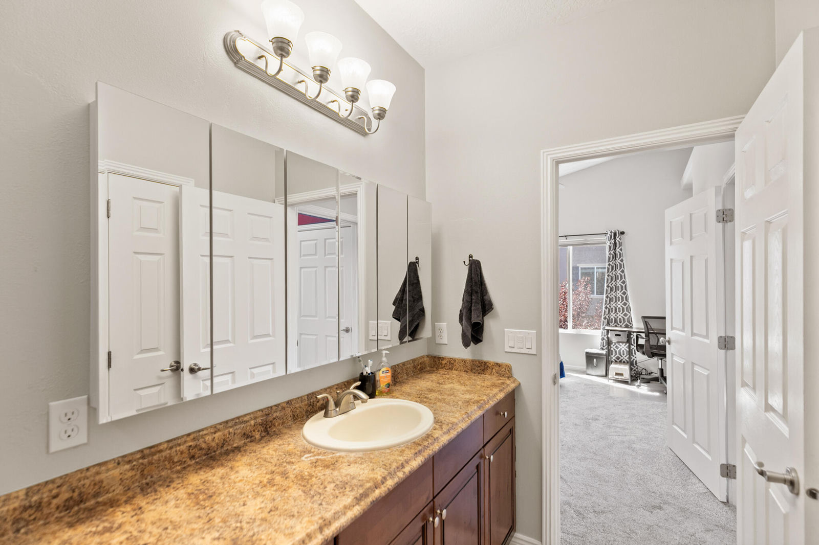 1177 N Northfield RD, 30, Cedar City, photo 18 of 49