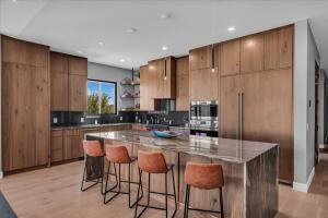 705 N Sanctuary Place, Ivins, photo 4 of 30