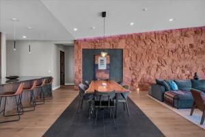 705 N Sanctuary Place, Ivins, photo 7 of 30