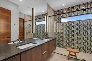 705 N Sanctuary Place, Ivins, photo 16 of 30