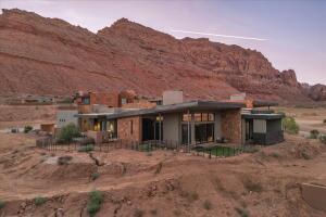705 N Sanctuary Place, Ivins, photo 24 of 30
