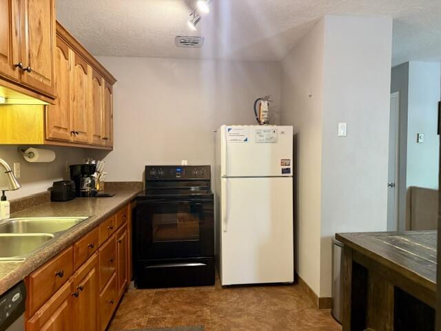 356 S Utah 143, C4, Brian Head, photo 11 of 25