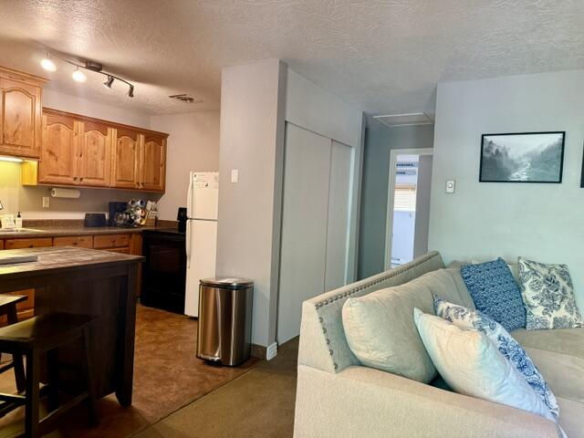 356 S Utah 143, C4, Brian Head, photo 16 of 25