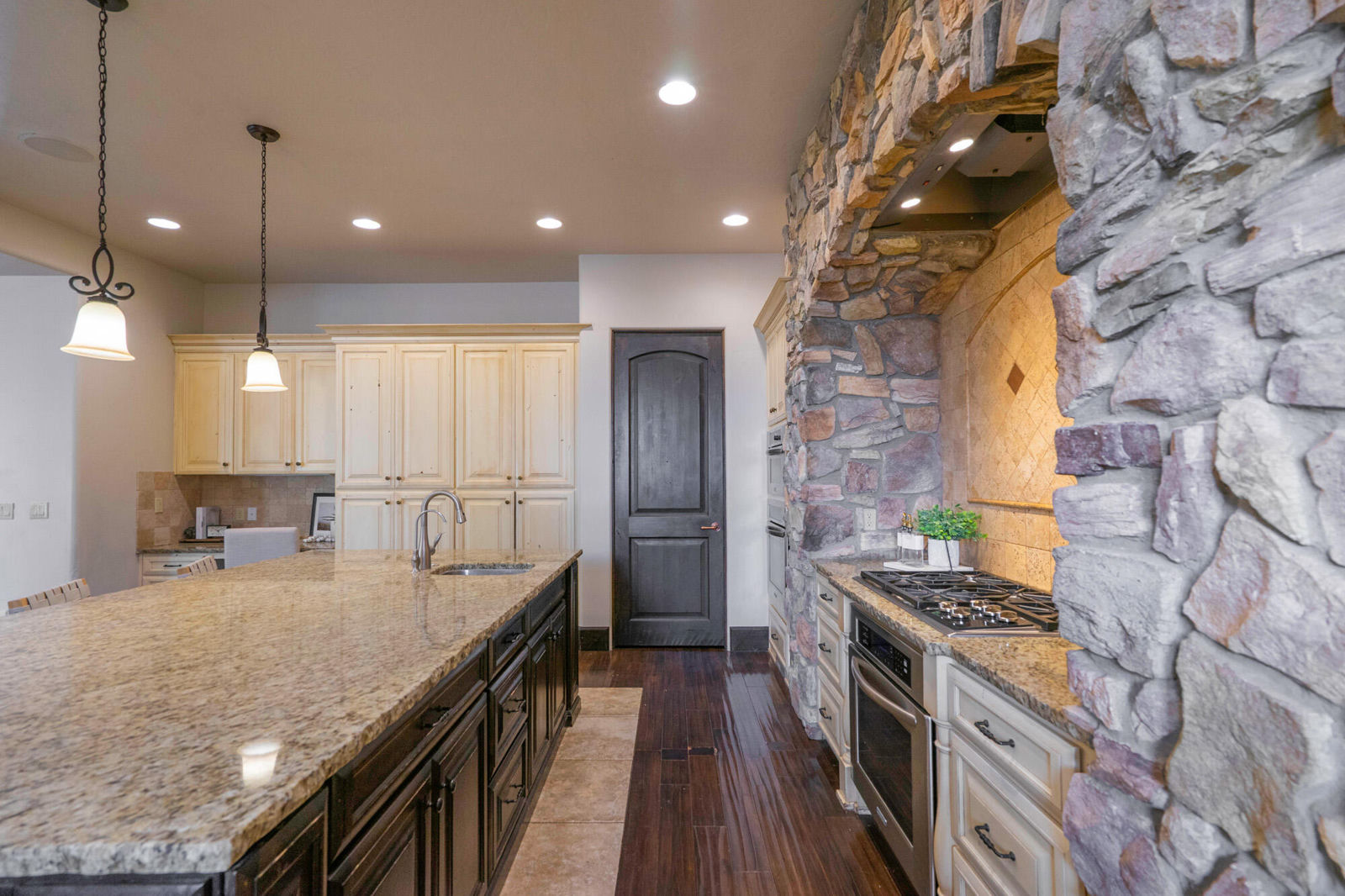 470 N Country LN, 11, Santa Clara, photo 62 of 160