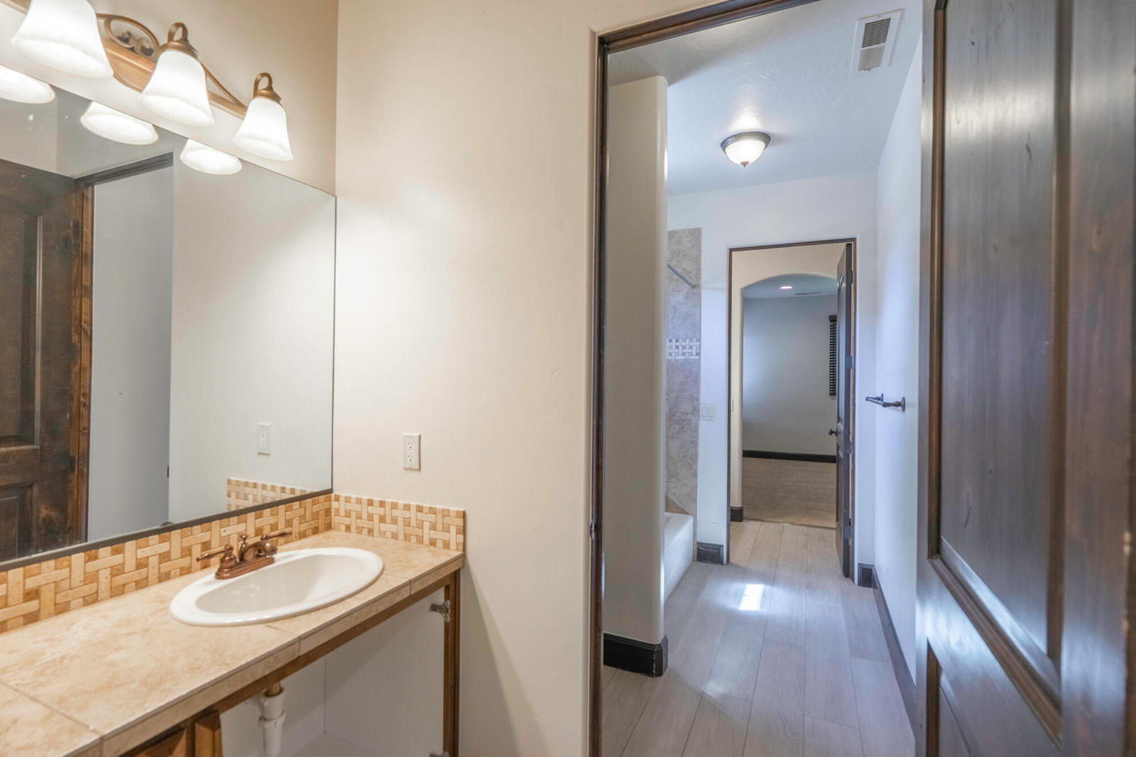 470 N Country LN, 11, Santa Clara, photo 102 of 160