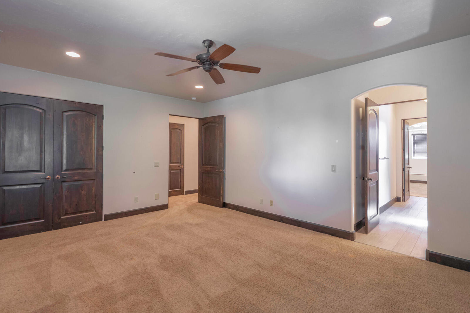 470 N Country LN, 11, Santa Clara, photo 111 of 160