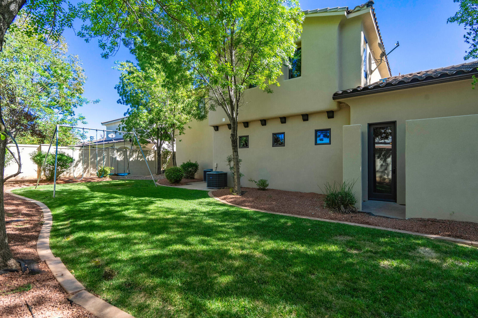 470 N Country LN, 11, Santa Clara, photo 122 of 160