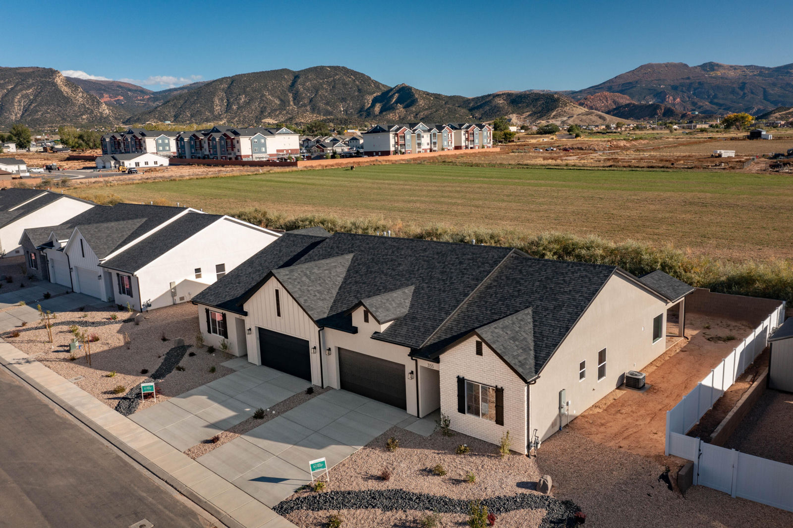 355 W Rosie Lp, Cedar City, photo 26 of 29