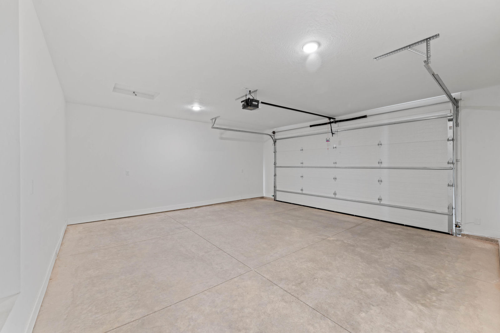 336 W Rosie Lp, Cedar City, photo 23 of 30