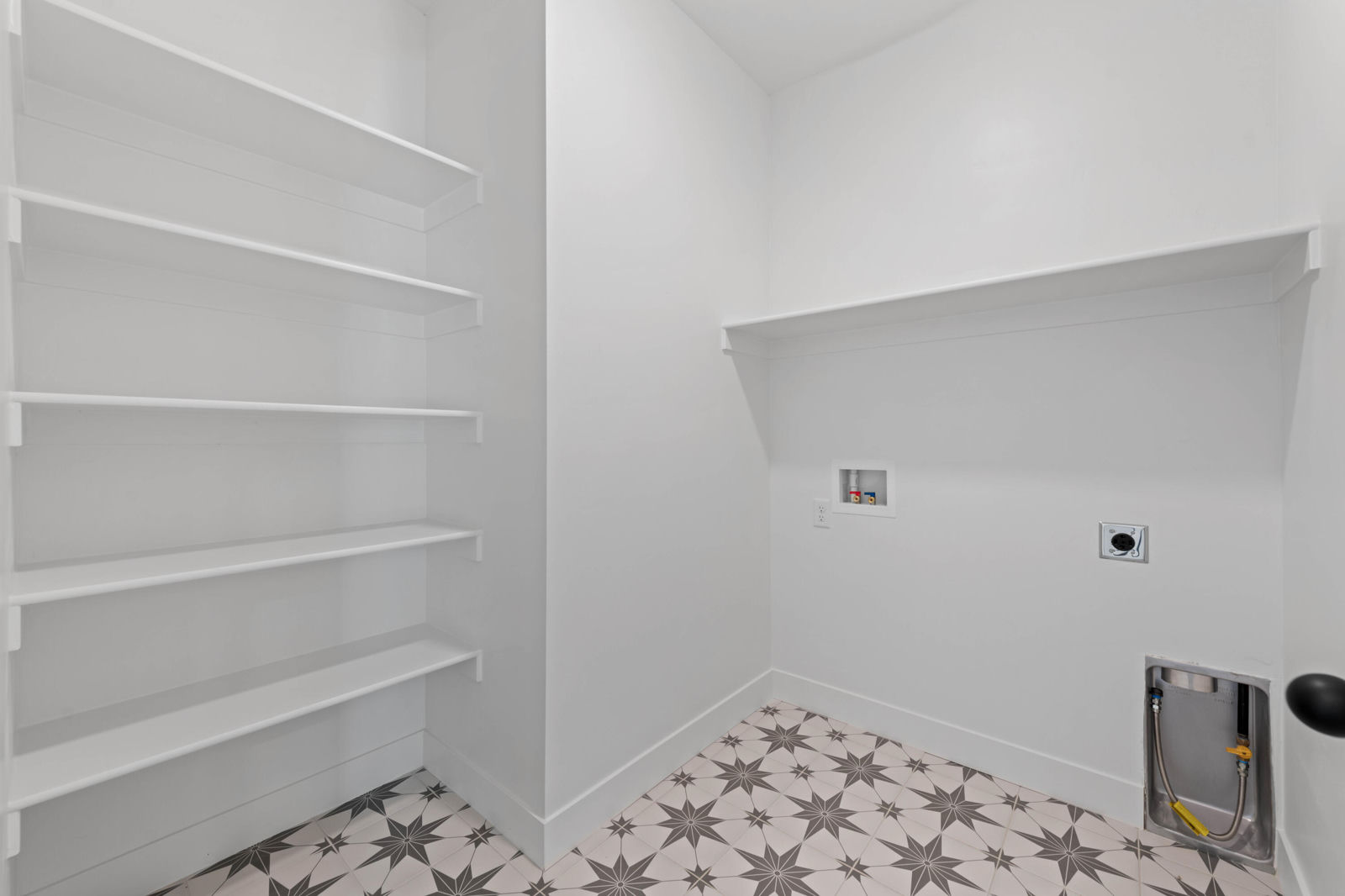 336 W Rosie Lp, Cedar City, photo 10 of 30