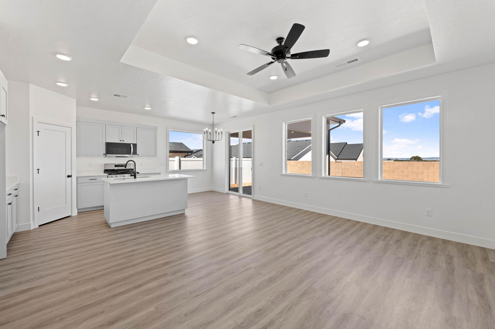 336 W Rosie Lp, Cedar City, photo 12 of 30